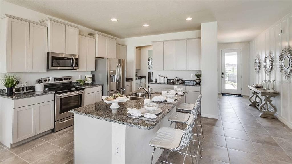 6949 FLINT CREEK Drive, LAND O LAKES, FL 34638 photo 3