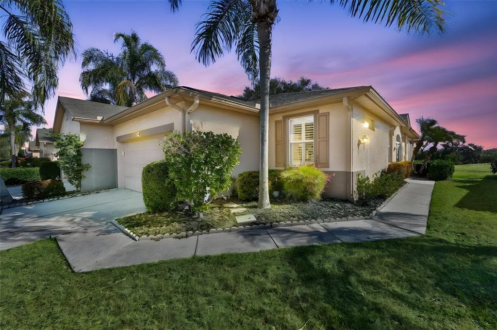 2019 ACADIA GREENS DRIVE Unit 34, SUN CITY CENTER, FL 33573