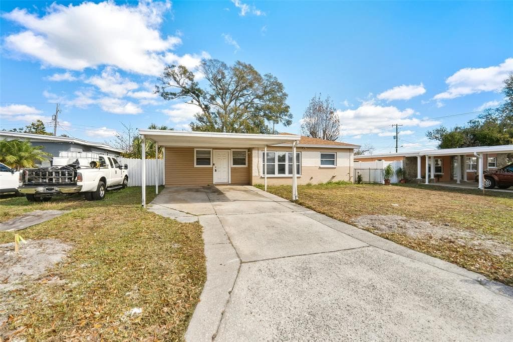 6403 N CLARK, TAMPA, FL 33614 photo 2