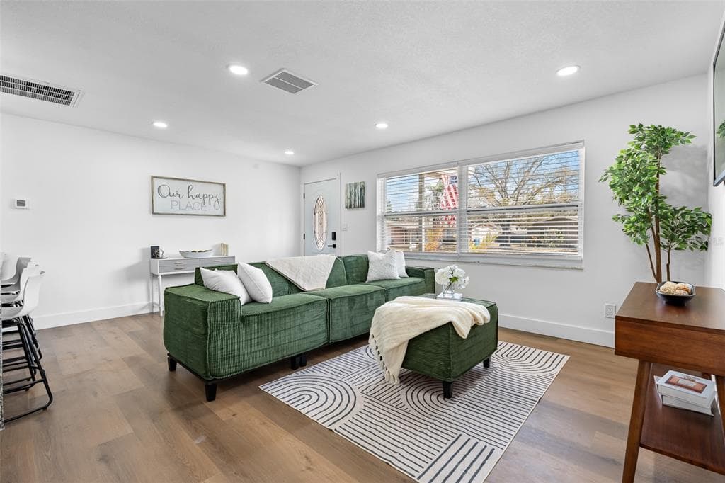 1480 FAIRFIELD Drive, CLEARWATER, FL 33764 photo 5