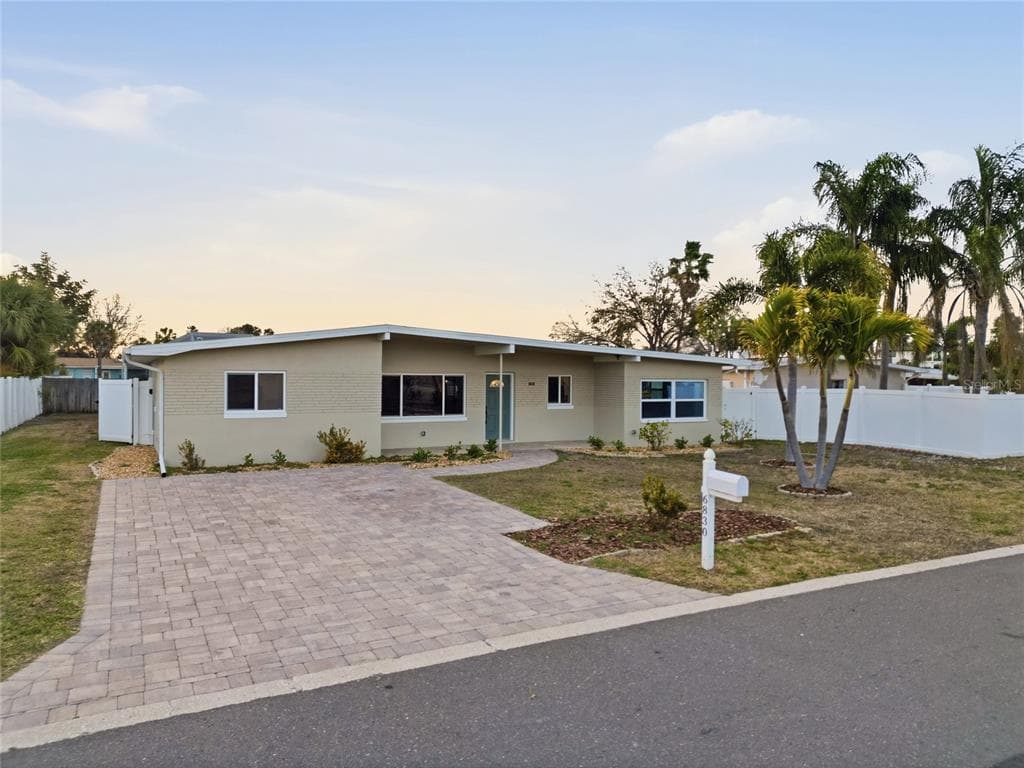 6830 BAY STREET, Street PETE BEACH, FL 33706
