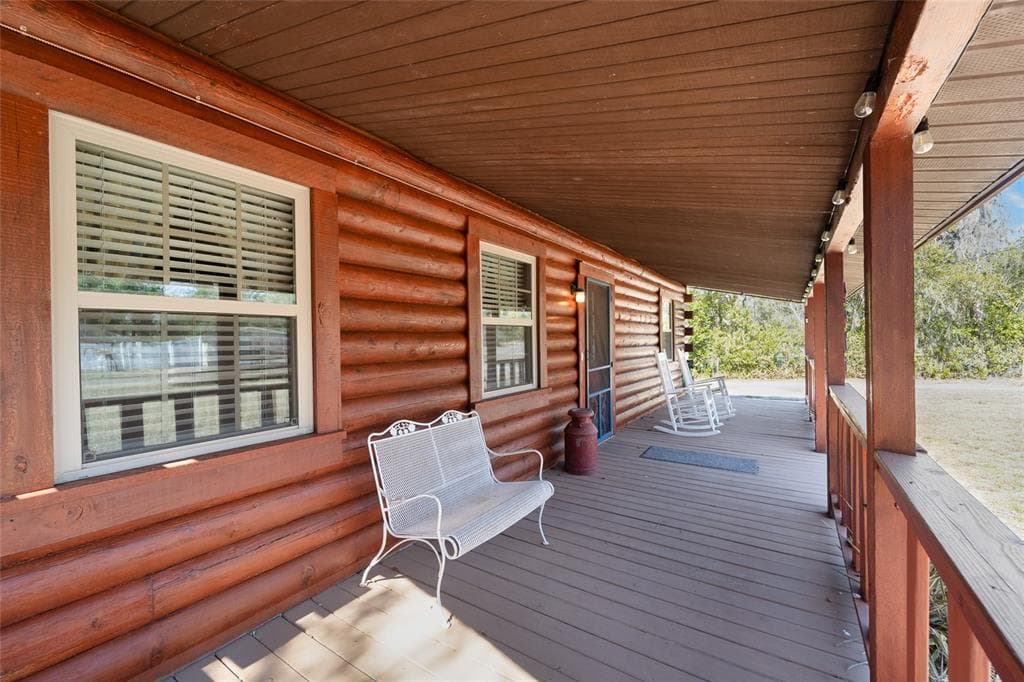 4421 POCAHONTAS Drive, DADE CITY, FL 33523 photo 3