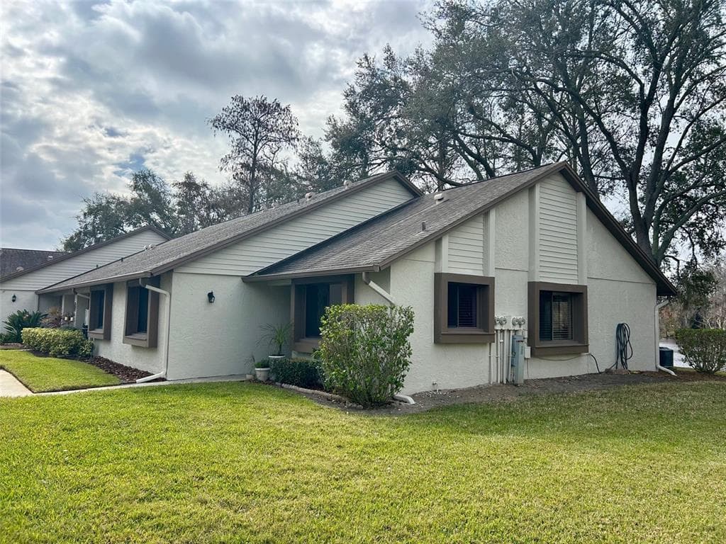 2584 LAURELWOOD DRIVE Unit 15C, CLEARWATER, FL 33763