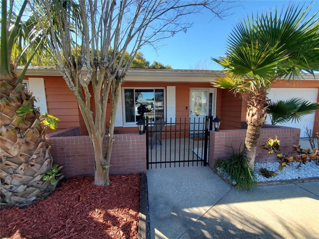 7702 ROSEWOOD DRIVE, PORT RICHEY, FL 34668 photo 4