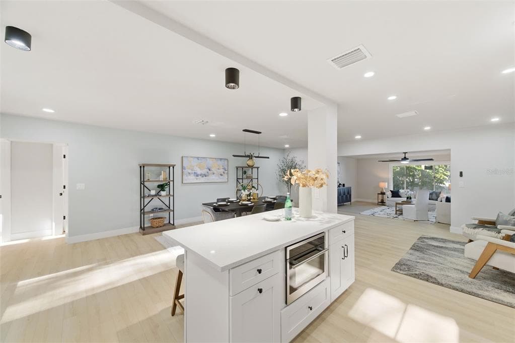 1535 FREDRICA AVENUE, CLEARWATER, FL 33756 photo 4