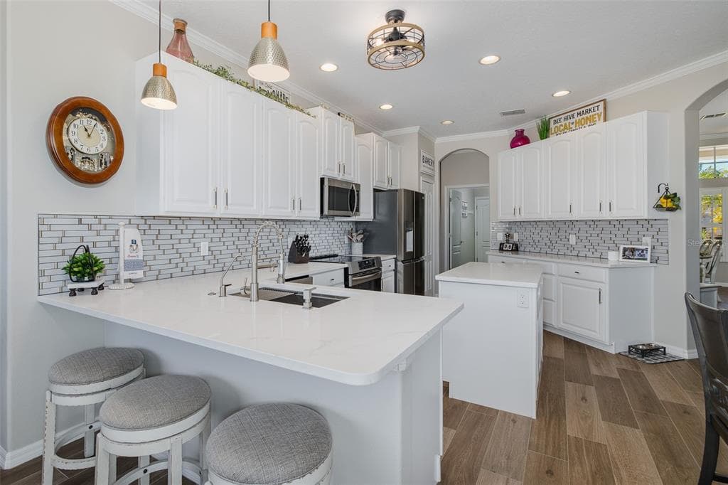 1710 LAKESTONE DRIVE, TRINITY, FL 34655 photo 4