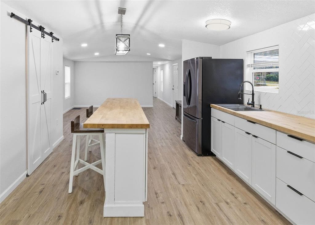 38847 DAUGHTERY ROAD, ZEPHYRHILLS, FL 33540 photo 3