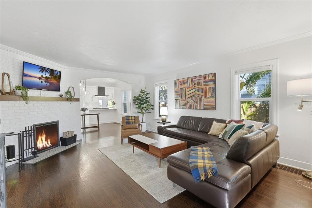 2430 14TH STREET, Street PETERSBURG, FL 33704 photo 5