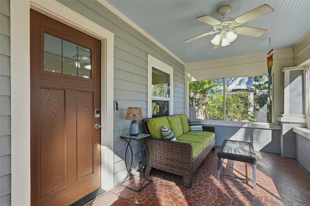 2430 14TH STREET, Street PETERSBURG, FL 33704 photo 4