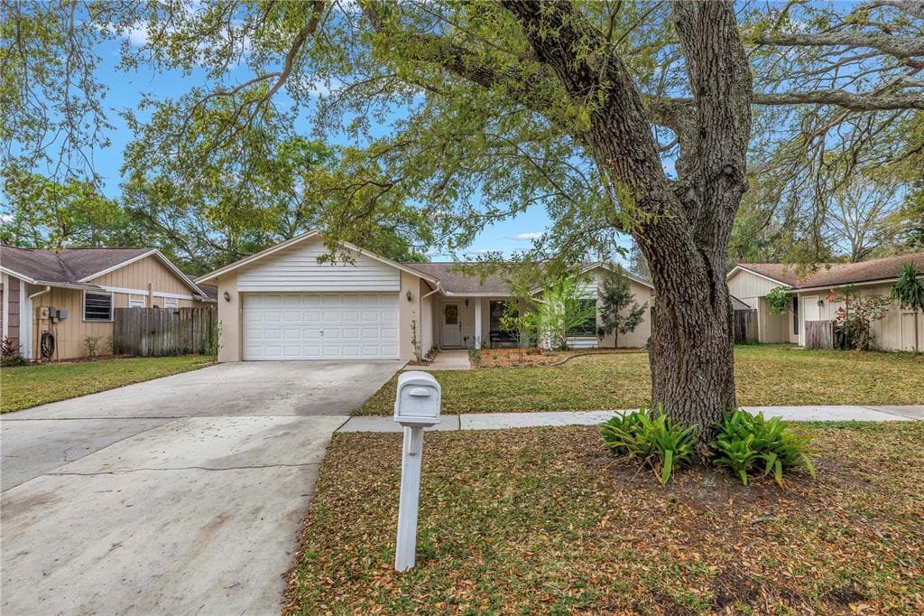 4806 COUNTRY HILLS DRIVE, TAMPA, FL 33624 photo 4