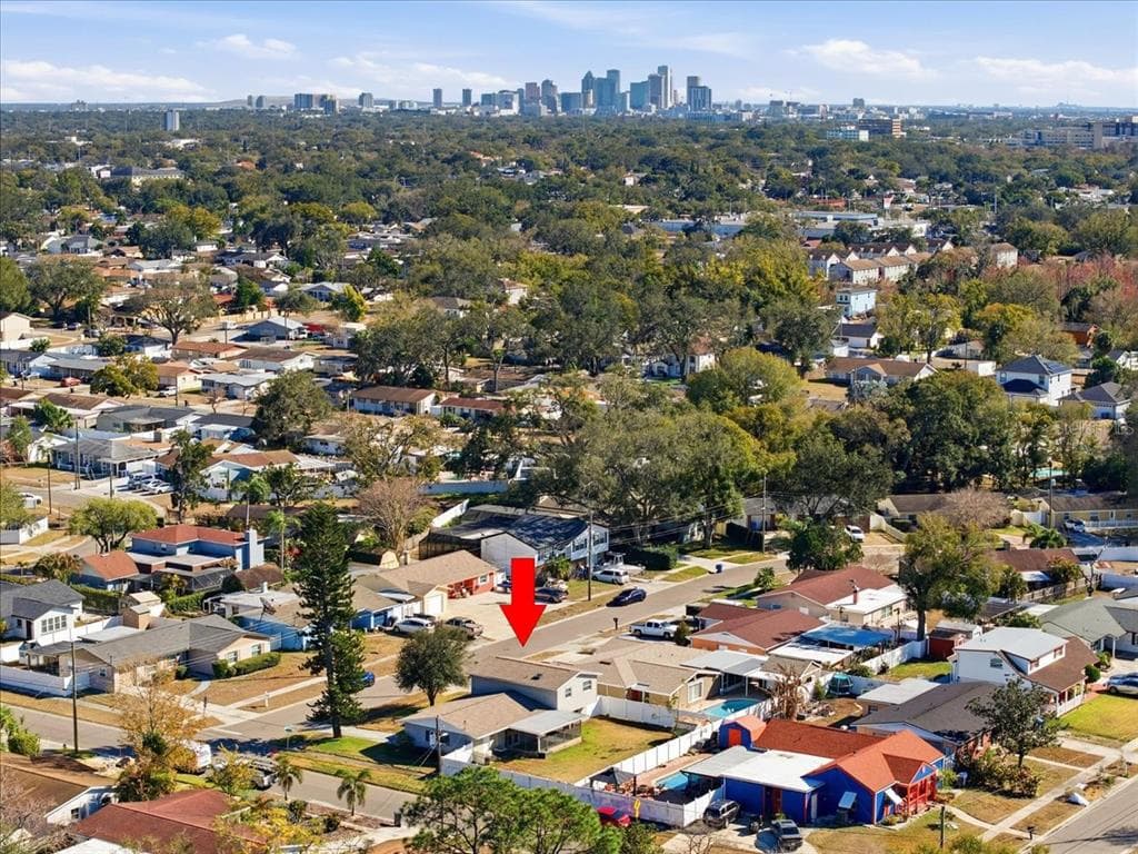 6116 GLEN Avenue, TAMPA, FL 33614 photo 2