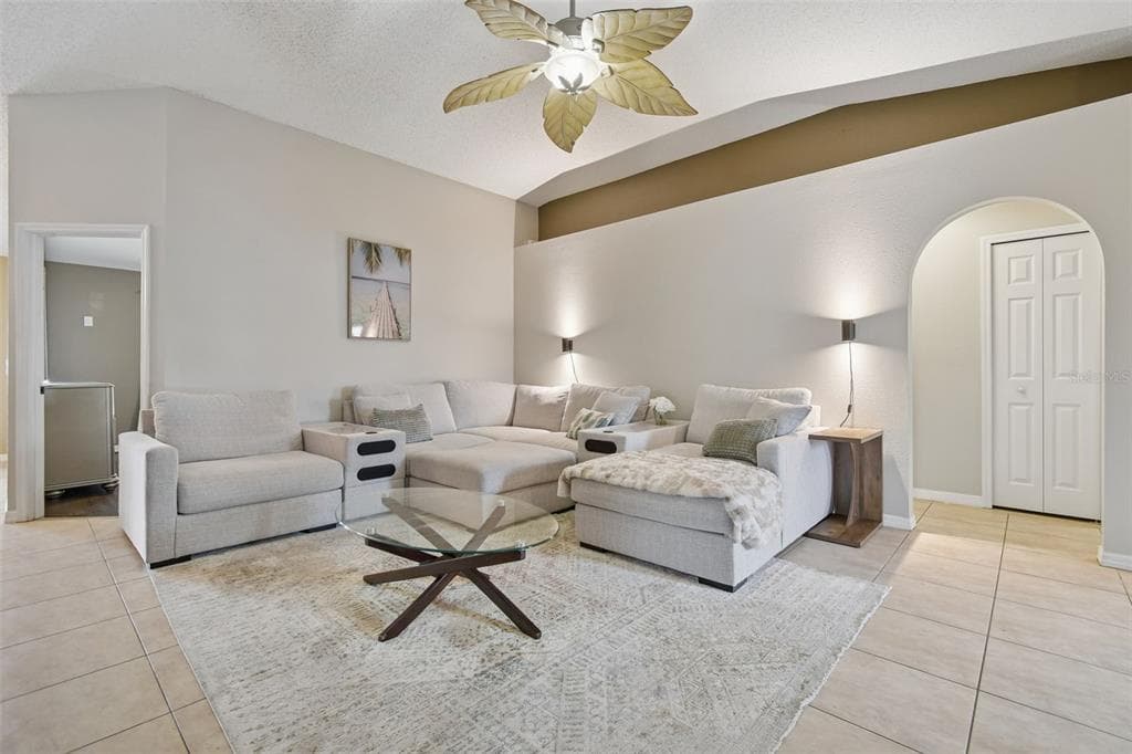 837 ROCKY MOUNTAIN COURT, VALRICO, FL 33594 photo 5