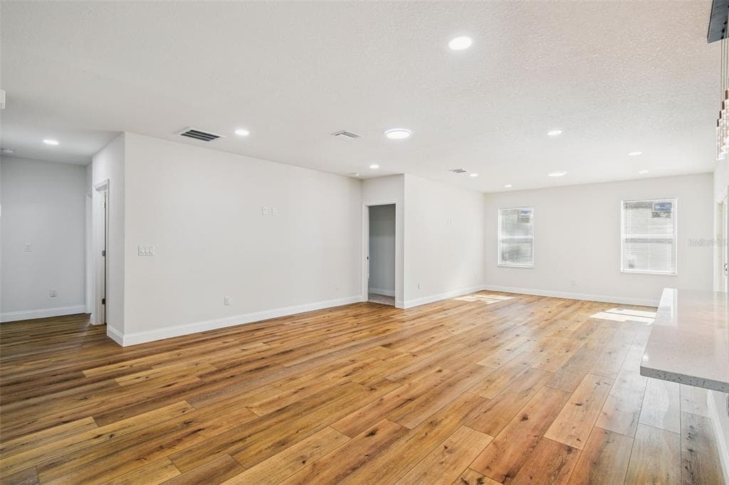 1520 ALAMEDA Drive, SPRING HILL, FL 34609 photo 5