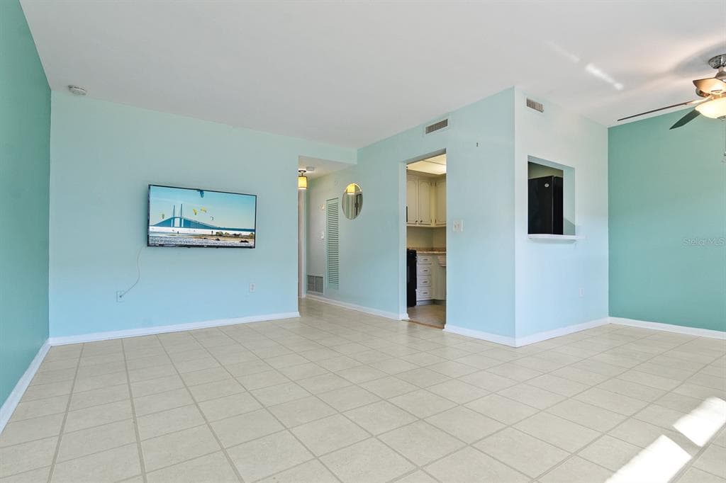 5850 21ST STREET Unit 4, Street PETERSBURG, FL 33714 photo 5