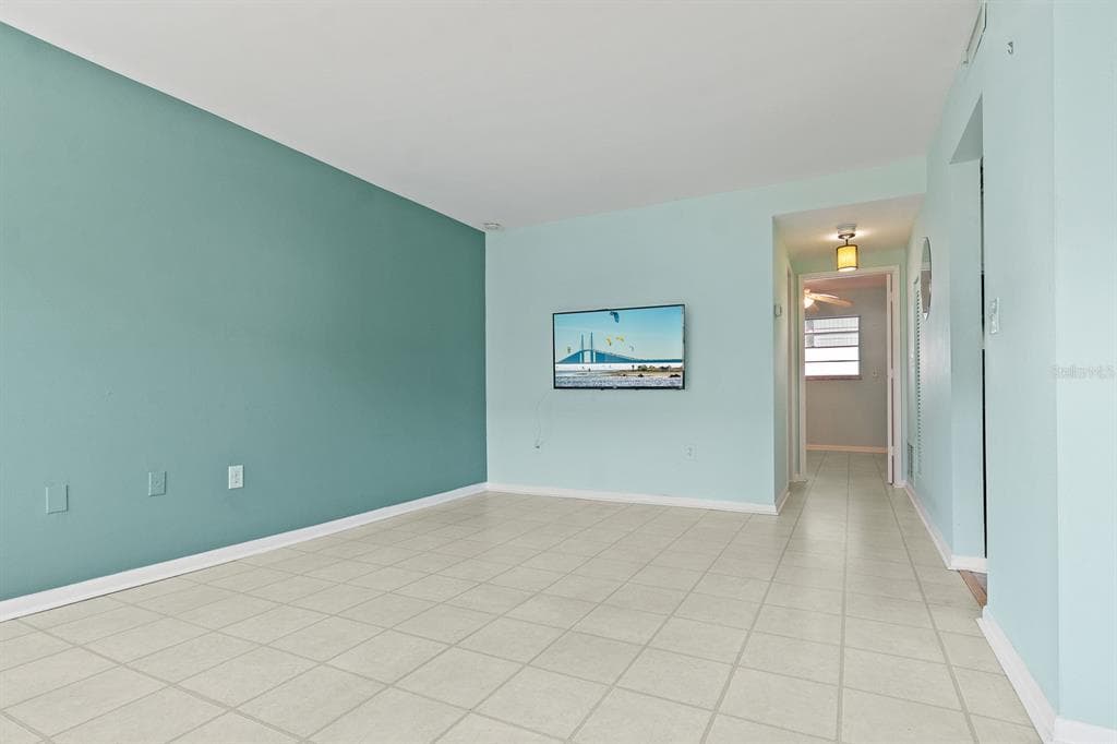 5850 21ST STREET Unit 4, Street PETERSBURG, FL 33714 photo 4