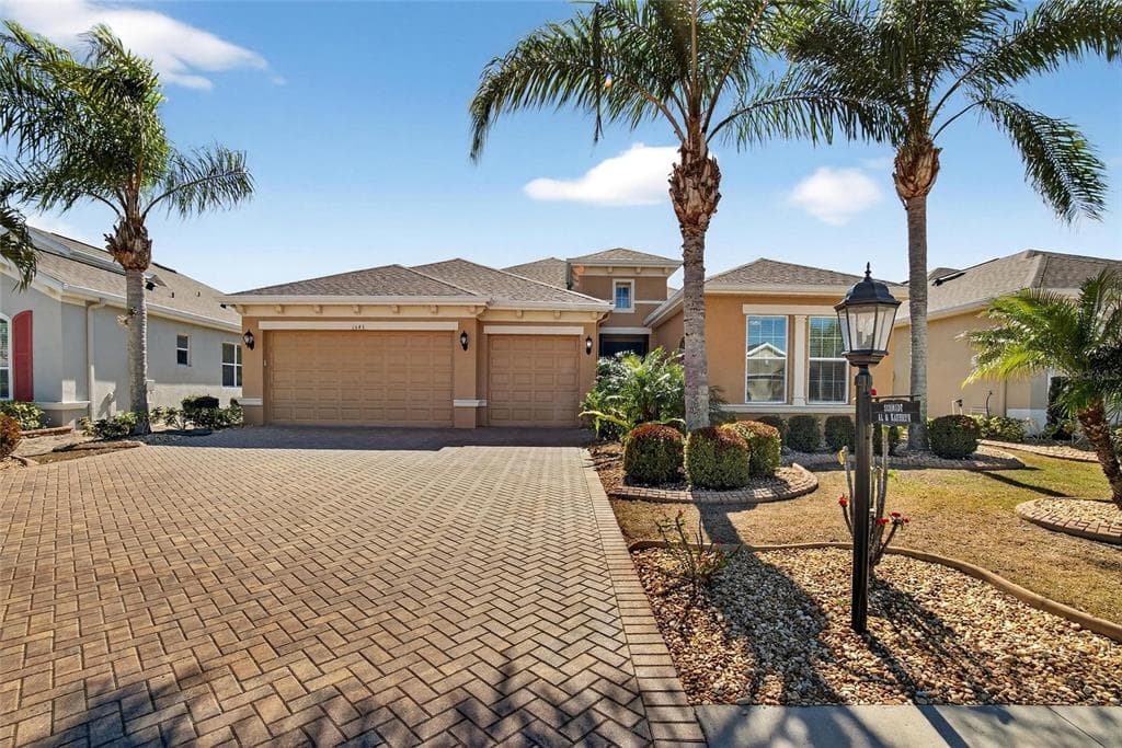 1543 EMERALD DUNES DRIVE, SUN CITY CENTER, FL 33573