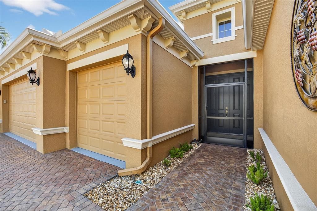 1543 EMERALD DUNES DRIVE, SUN CITY CENTER, FL 33573 photo 5