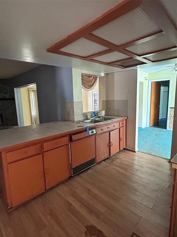 9408 BETHUNE DRIVE, THONOTOSASSA, FL 33592 photo 4