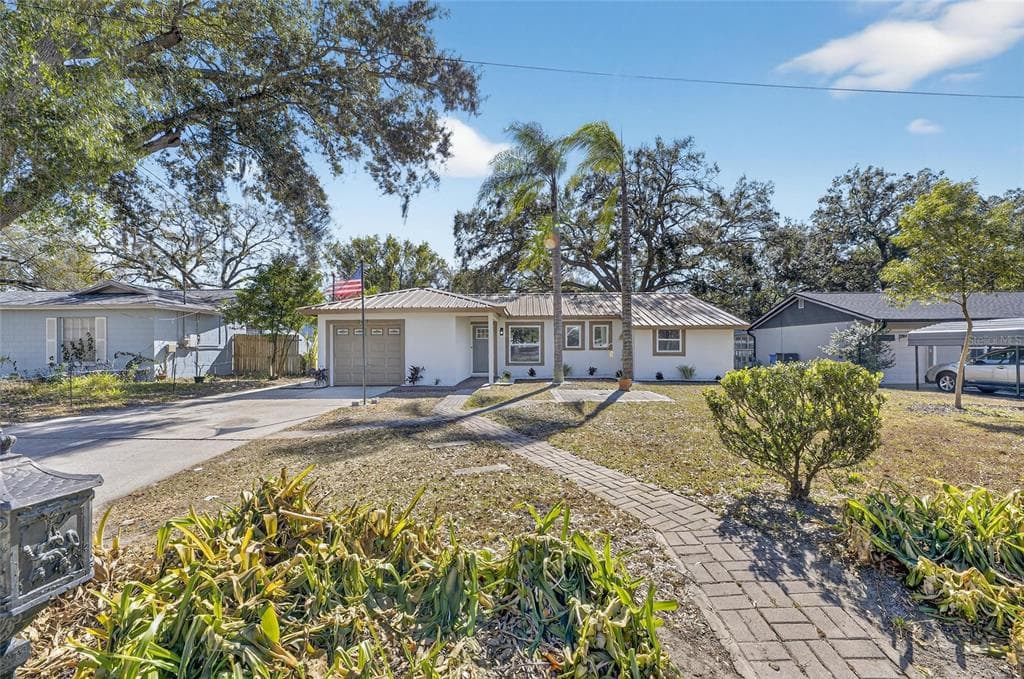207 LENTZ ROAD, BRANDON, FL 33510 photo 4