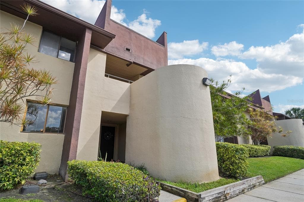 705 VILLAGE DRIVE Unit 205, Street PETERSBURG, FL 33716 photo 5