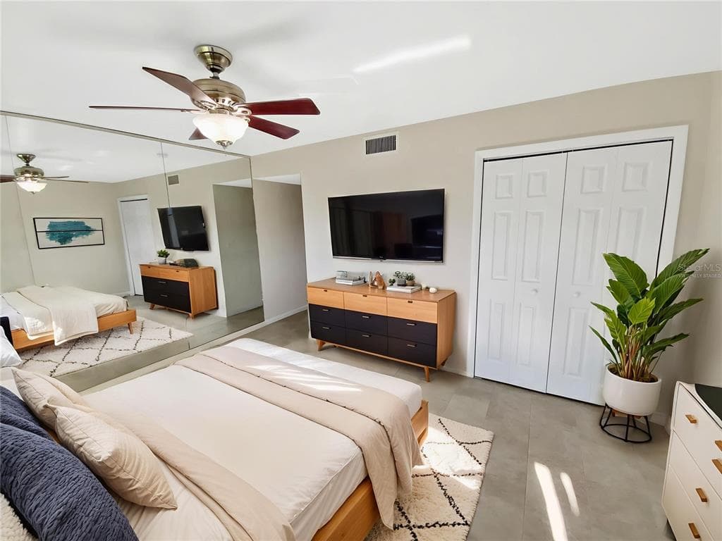 705 VILLAGE DRIVE Unit 205, Street PETERSBURG, FL 33716 photo 4