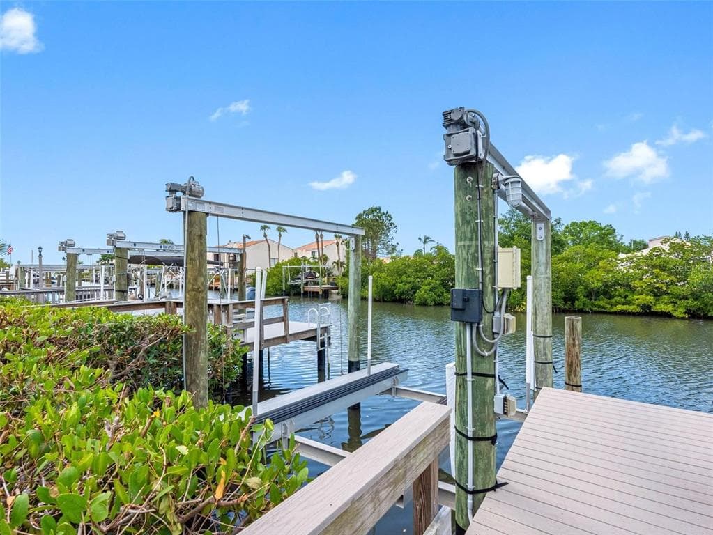 4306 SUNRAY COURT, TAMPA, FL, 33615 photo 3