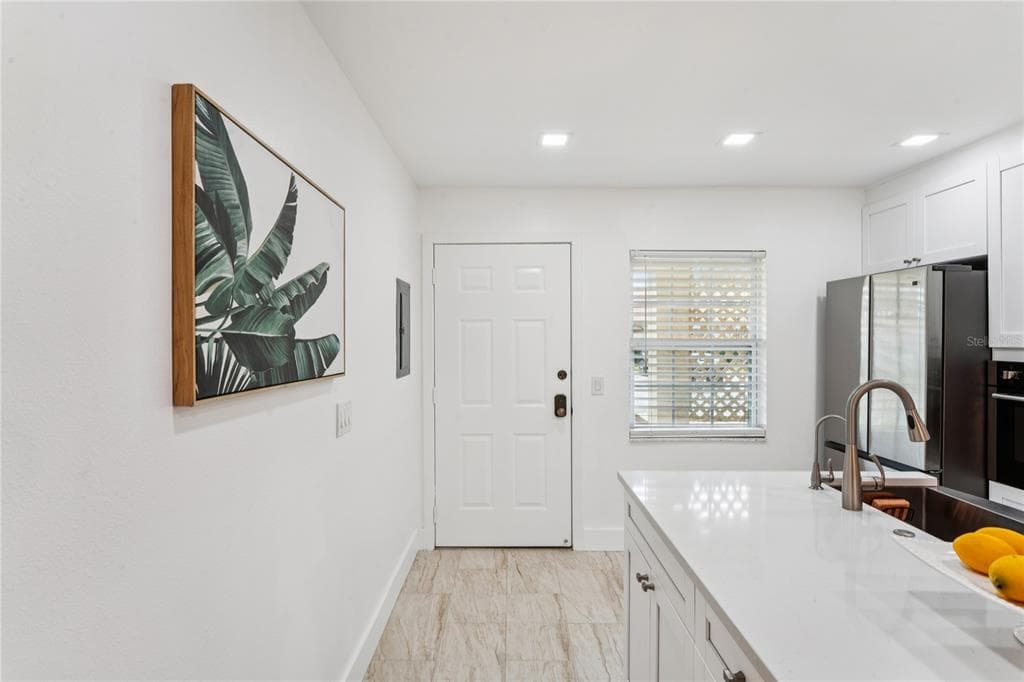 2460 NORTHSIDE DRIVE Unit 1406, CLEARWATER, FL 33761 photo 4