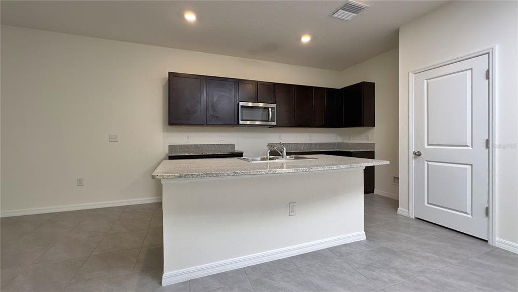 1570 HUBBELL ROAD, WESLEY CHAPEL, FL 33543 photo 5