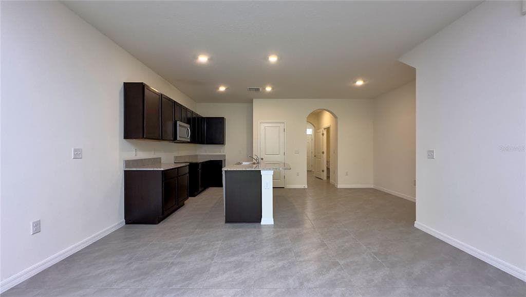 1570 HUBBELL ROAD, WESLEY CHAPEL, FL 33543 photo 4