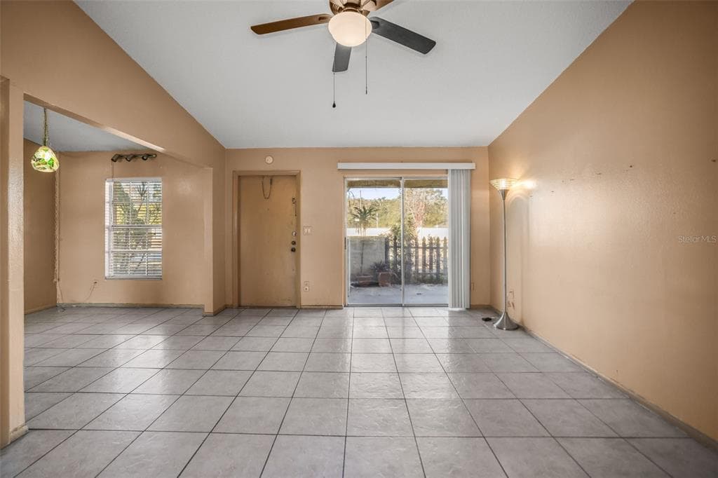 10049 88TH WAY, SEMINOLE, FL 33777 photo 2