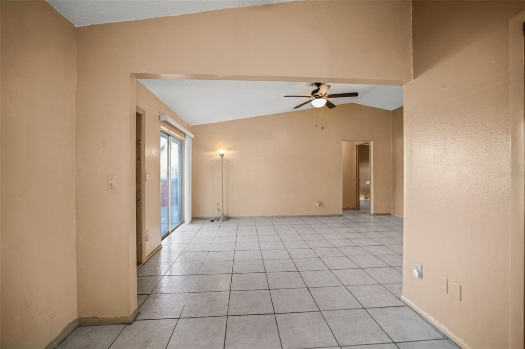 10049 88TH WAY, SEMINOLE, FL 33777 photo 4