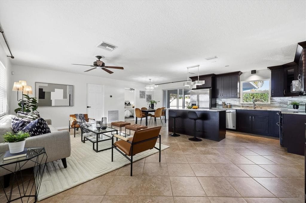 2461 61ST LANE, Street PETERSBURG, FL 33710 photo 3