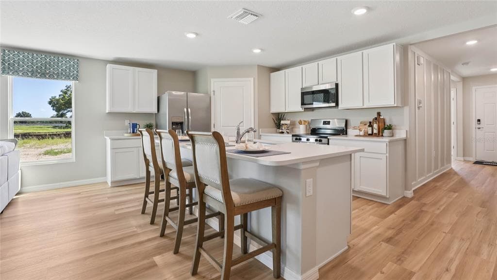 10774 TUCKER Road, WEEKI WACHEE, FL 34613 photo 5