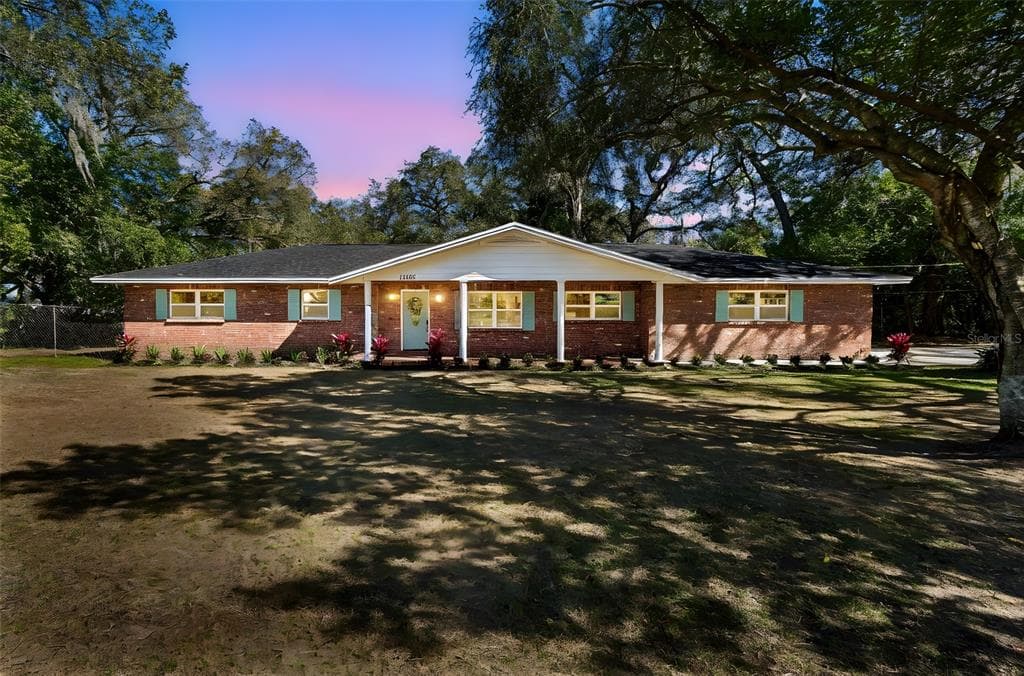 12105 53RD STREET, TEMPLE TERRACE, FL 33617