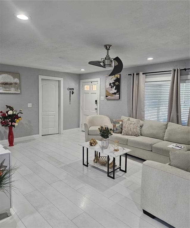 9306 FOREST HILLS DRIVE, TAMPA, FL, 33612 photo 3