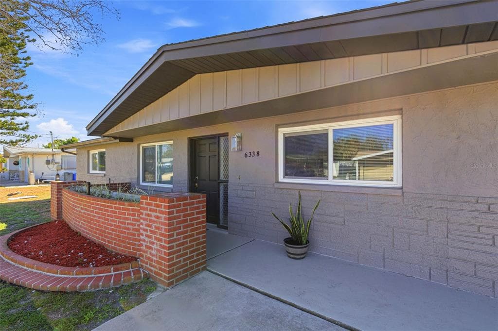 6338 NASHUA DRIVE, PORT RICHEY, FL 34668 photo 2