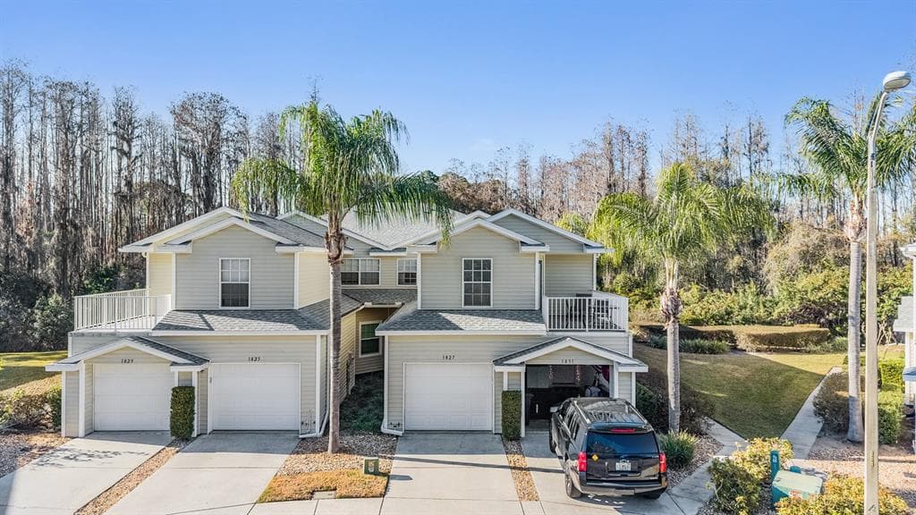 1827 HAMMOCKS AVENUE Unit 1827, LUTZ, FL 33549