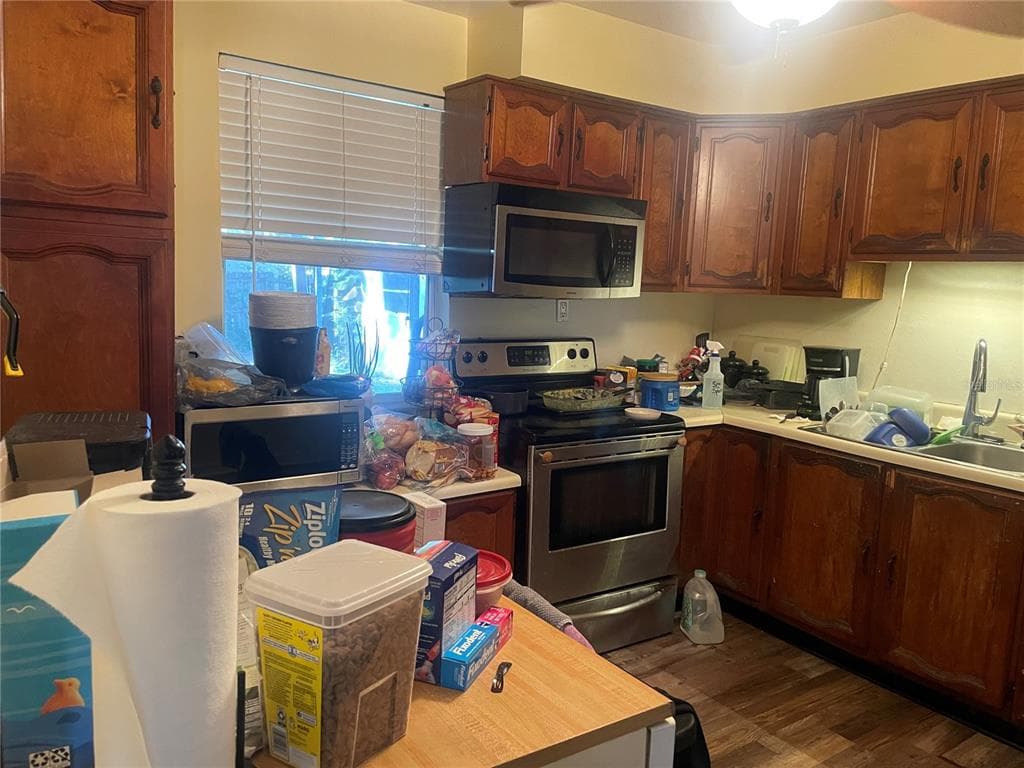 7242 LYNNWOOD AVENUE, Street PETERSBURG, FL 33710 photo 4