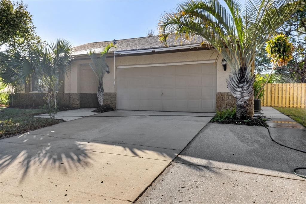 4250 PINEFIELD Avenue, HOLIDAY, FL 34691 photo 3