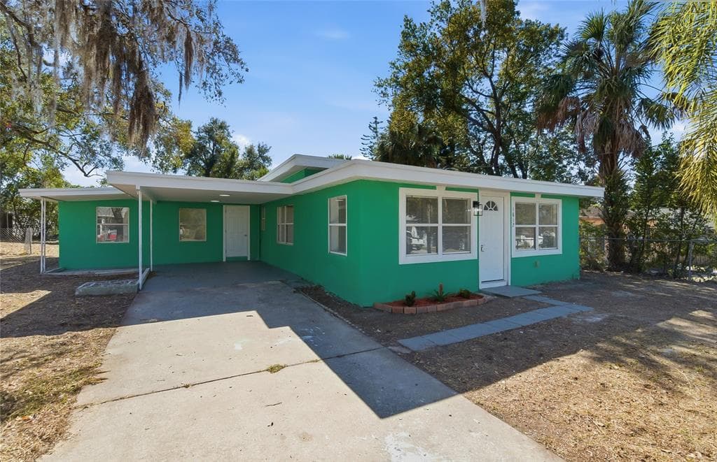 1817 YUKON STREET, TAMPA, FL 33604