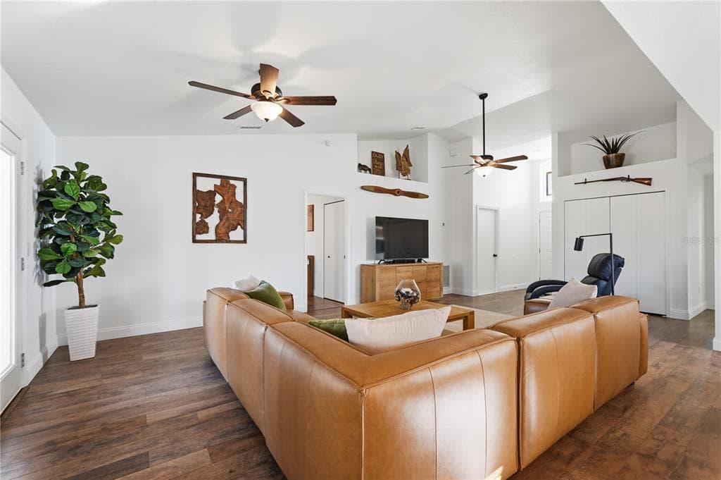 1002 VENTANA DRIVE, SUN CITY CENTER, FL 33573 photo 5