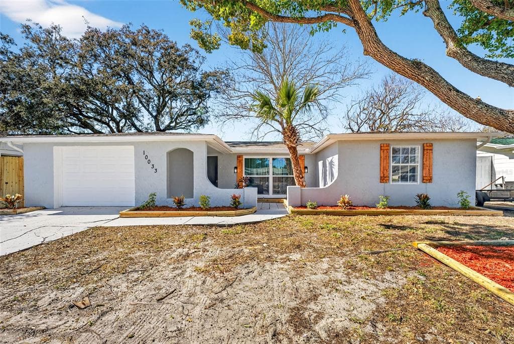 10033 REGENCY PARK BOULEVARD, PORT RICHEY, FL 34668 photo 2