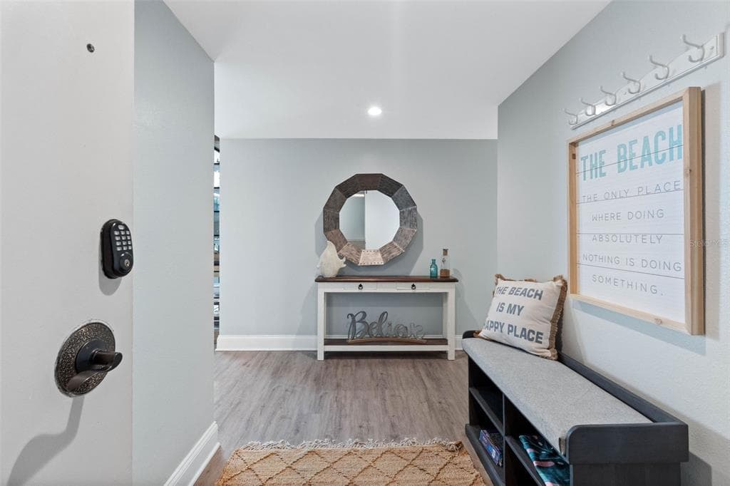 1430 GULF BOULEVARD Unit 807, CLEARWATER BEACH, FL 33767 photo 4