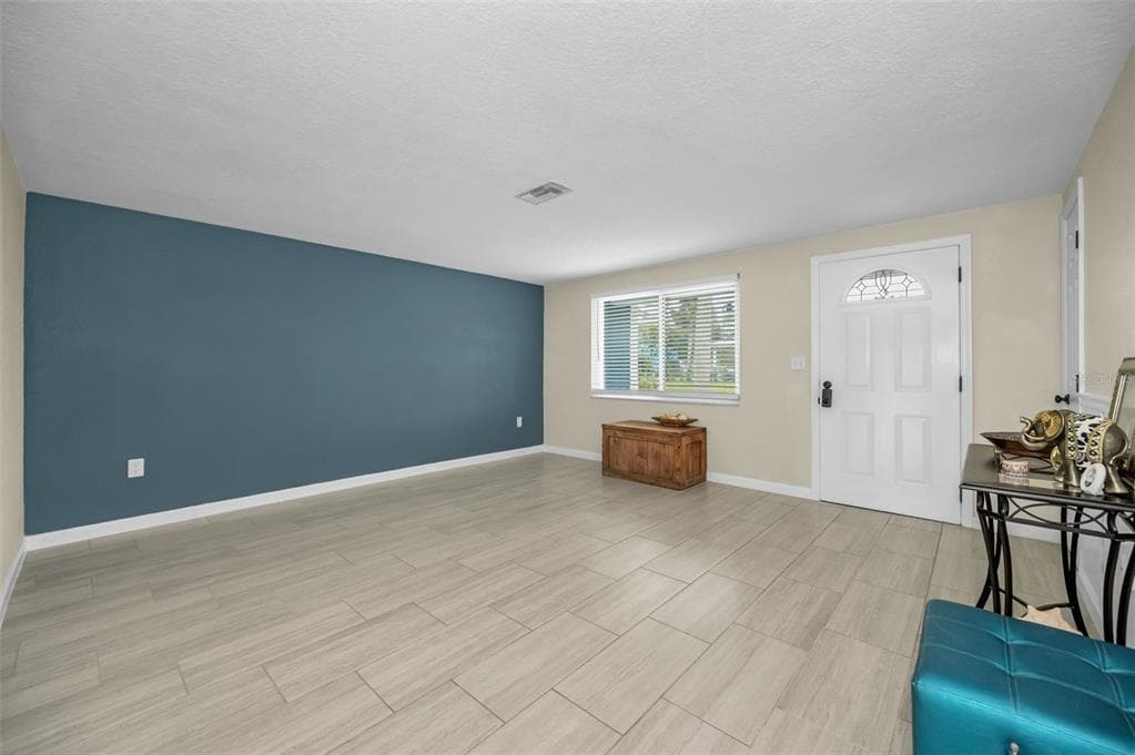 5433 BLUEPOINT Drive, PORT RICHEY, FL 34668 photo 5