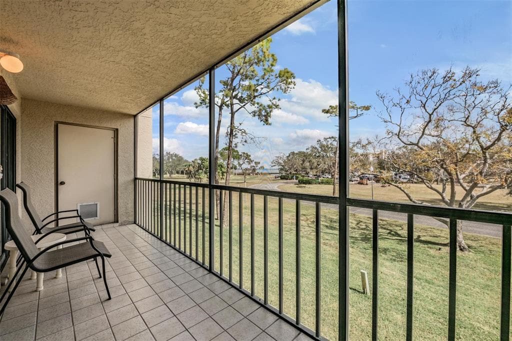 3400 COVE CAY DRIVE Unit 2H, CLEARWATER, FL 33760 photo 2