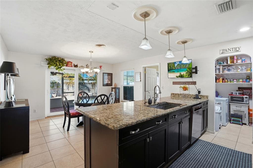 6641 12TH AVENUE, Street PETERSBURG, FL 33710 photo 5