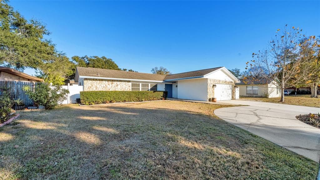 2033 58TH LANE, CLEARWATER, FL 33760 photo 2