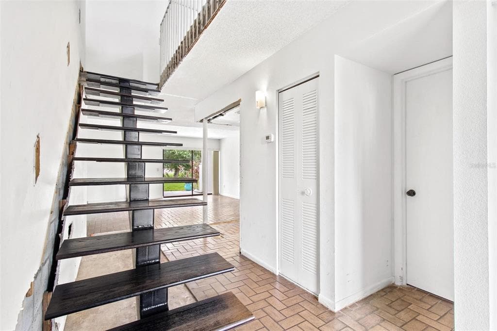 2075 LAKEWOOD CLUB DRIVE, Unit# 6A, ST PETERSBURG, FL, 33712 photo 5