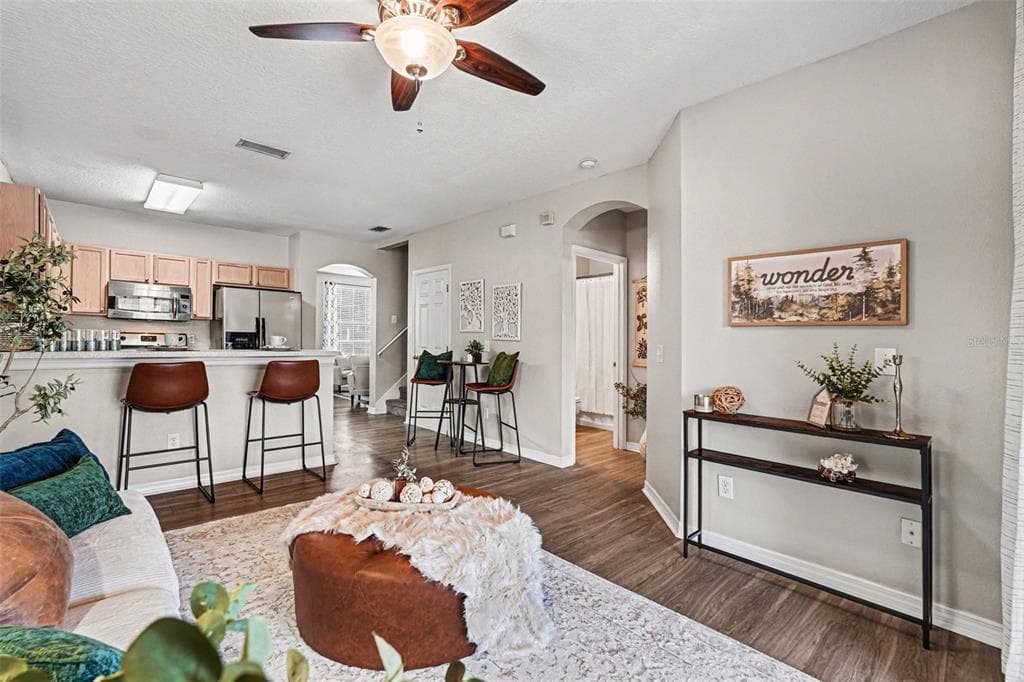 3342 BROKEN BOW Drive, LAND O LAKES, FL 34639 photo 4