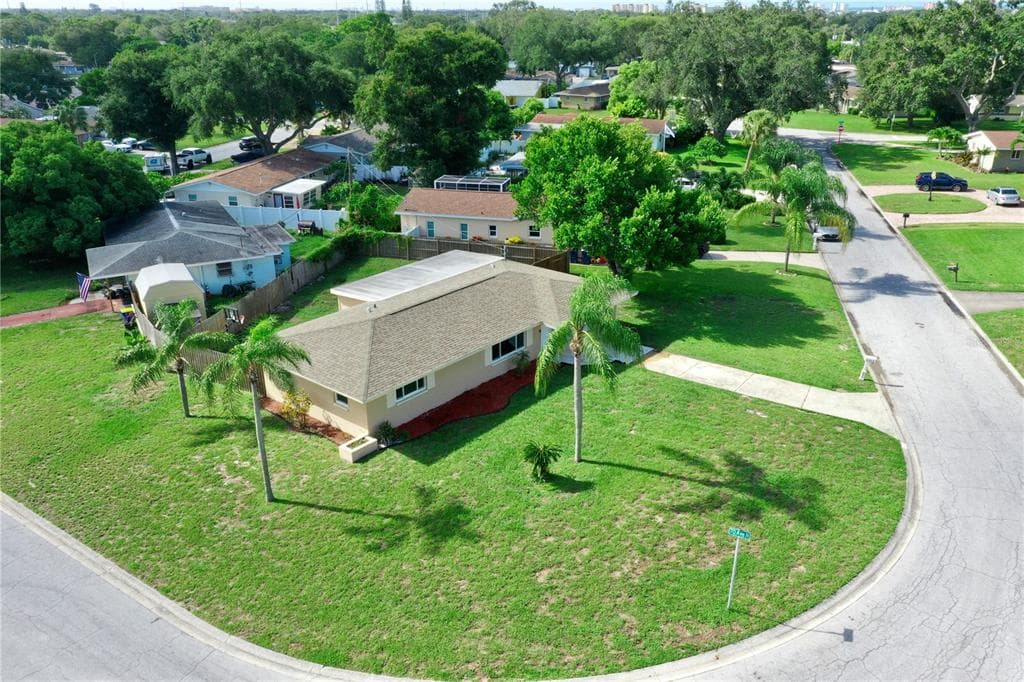 6947 114TH Street, SEMINOLE, FL 33772 photo 3